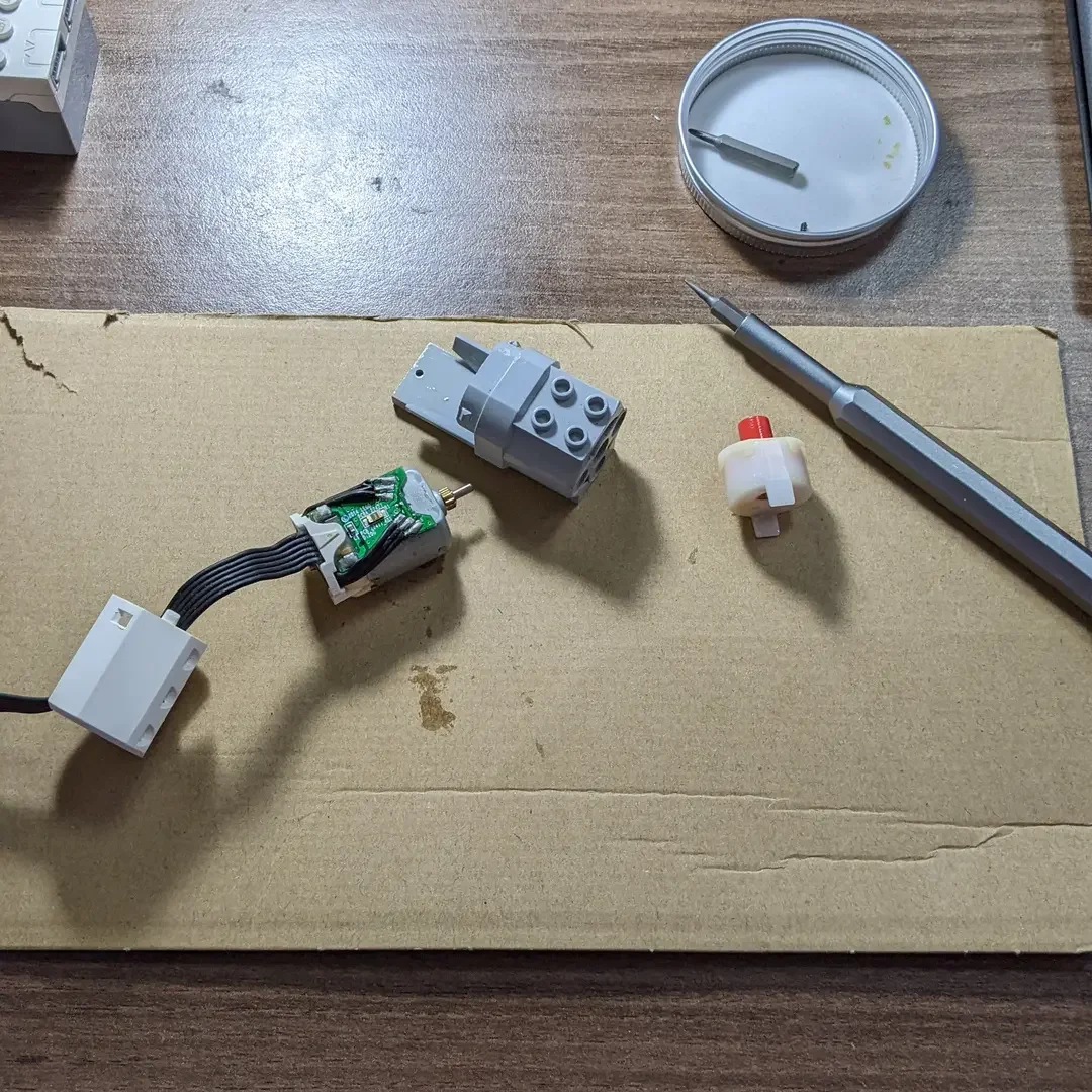 【马达维修】乐高 WeDo 2.0 电机拆解与故障维修实操图解 - 配图5